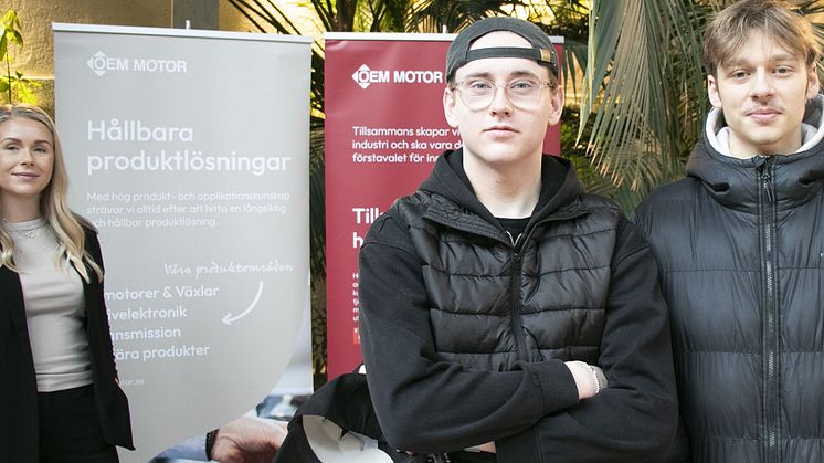 Filip Sandström (tv) läser Försäljning & service och Ludwig Wahlman (th) Hantverksprogrammet med inriktning design & konstruktion.