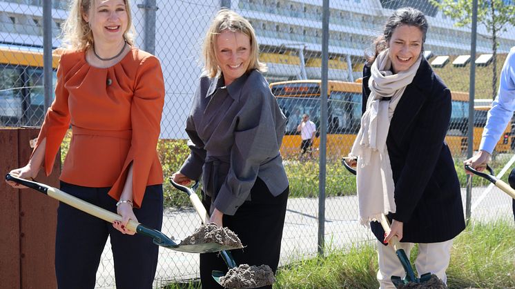 In picture (left to right): Lord Mayor of Copenhagen, Sophie Hæstorp Andersen, CEO By & Havn (Copenhagen City and Port Development Agency) Anne Skovbro, CEO CMP Barbara Scheel Agersnap
