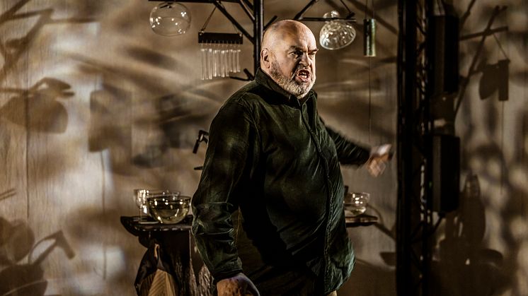 Nattjagare_3_Riksteatern_Folkoperan_foto_Mats_Bäcker.jpg