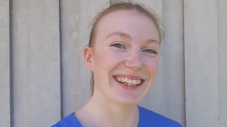 Läkarstudenten Lova Widman ska vara med i en forskargrupp via Polishögskolan i Borås och genomföra en kvalitativ studie om polisiär sjukvård för att kartlägga den nationella insatsstyrkans erfarenheter om prehospital sjukvård.