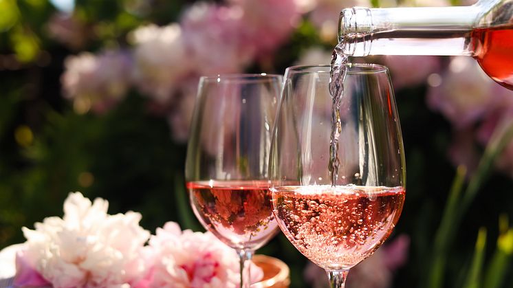 rose-glas-blommor-bred-lr.jpg