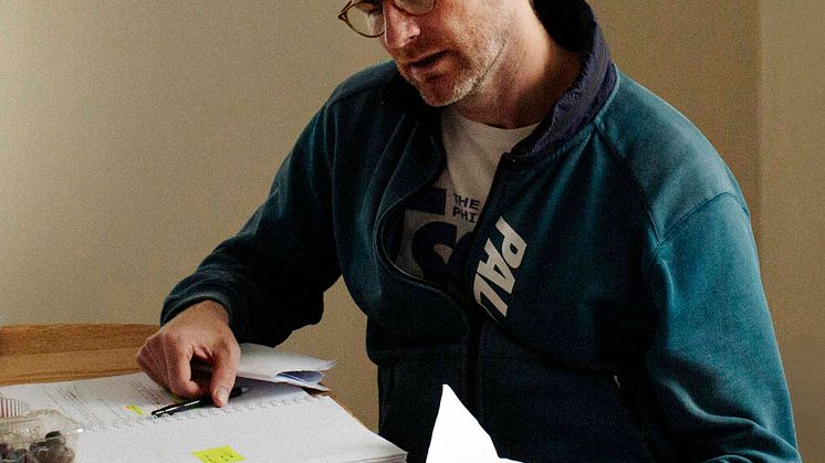 Affeksjonsverdi - regissør Joachim Trier - foto Christian Belgaux.jpg