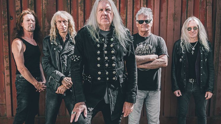Buckle up! Hårdrocksikonerna Saxon till Furuvik