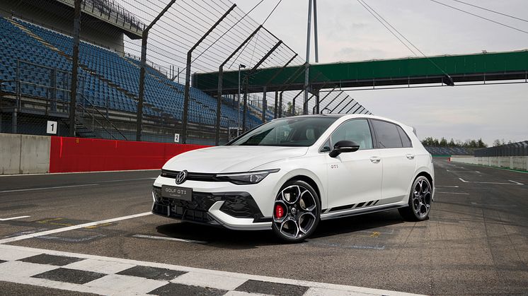 Verdenspremiere på Golf GTI Clubsport ved 24-timers løbet på Nürburgring