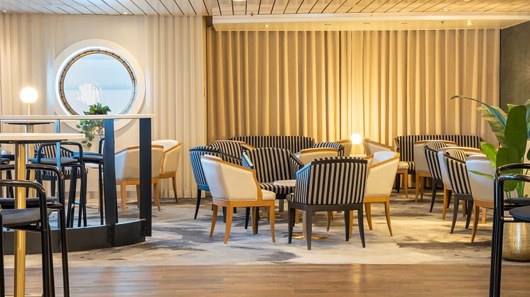 Tallink_Silja_Baltic_Princess_Interieur (8).jpg