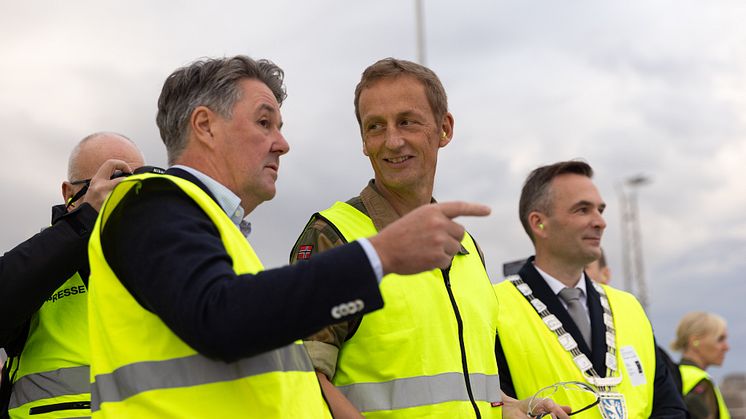 Biodrivstoffleveranse på Ålesund Lufthavn 2 - FOTO Morten Bergene.jpg