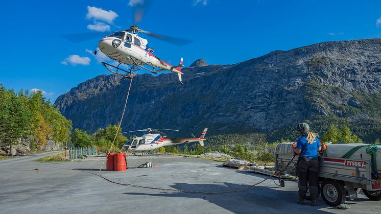 Helikopter på jobb