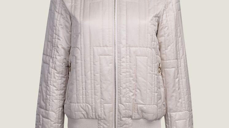 RR_Collection_Women's_Jacket_190225_01.jpg