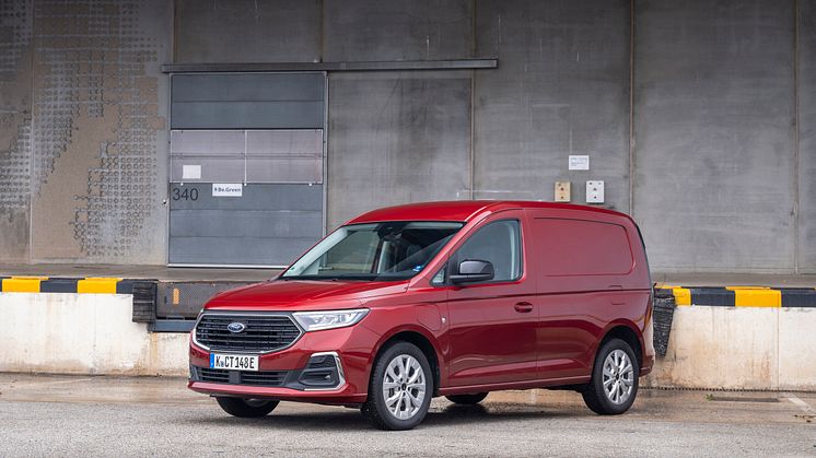 2025 Transit Connect ladbar hybrid (1).jpg