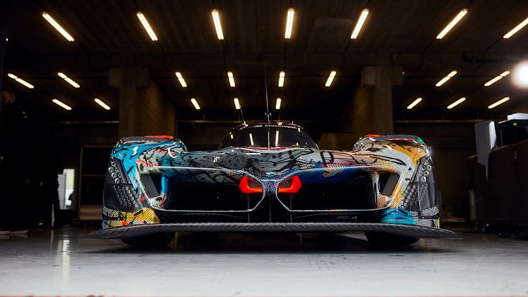 #20 BMW M Hybrid V8 Art Car