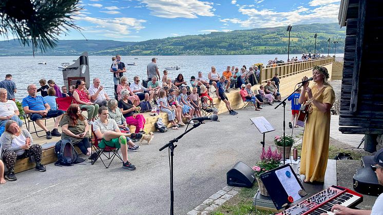 Sankthansfeiring i Moelv.JPG
