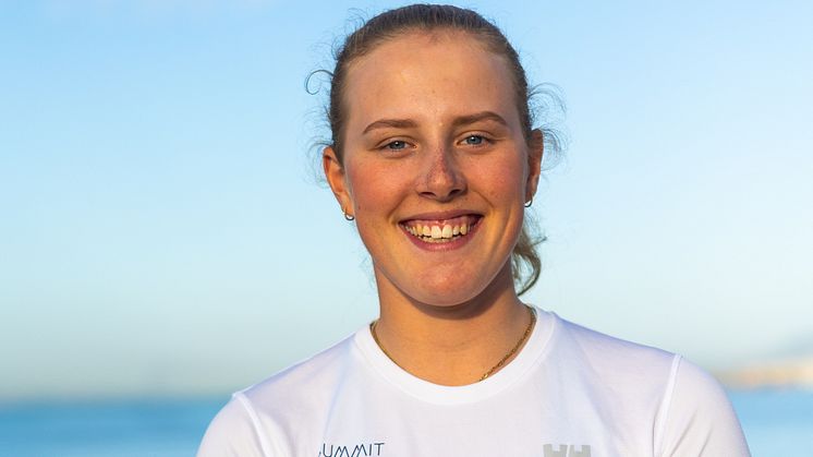 INNSTILT TIL OL: Mina Mobekk vant den norske uttakingen og er innstilt som seiler i brettklassen iQFOiL. FOTO Henrik Eriksen