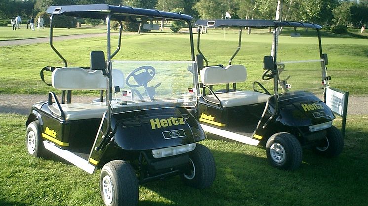 Hyr en golfbil hos Hertz