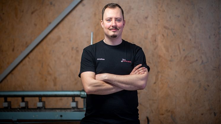 Jonathan "Plåtslageri för nördar" Lundin
