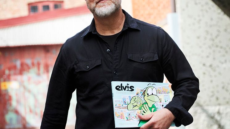 Tony Cronstam med nya boken Elvis en andra chans