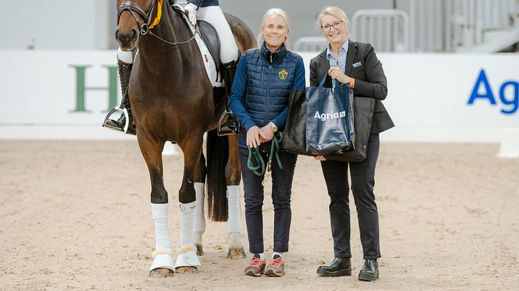Siri Ehrnrooth, Särö Ryttarförening – Ikaroz 