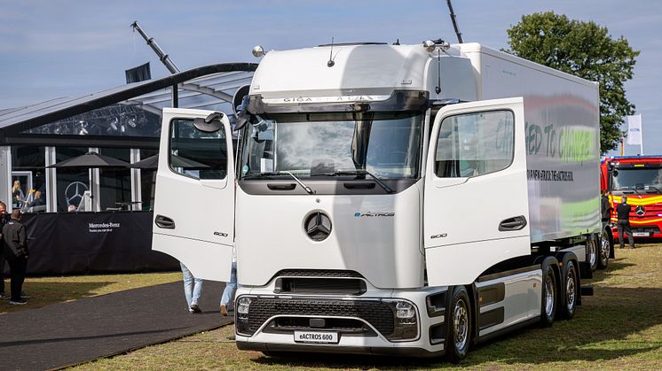 Monter för Mercedes-Benz Lastbilar Sverige på Elmia Lastbil 2024.jpg