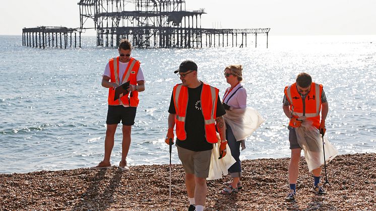 Scouring Brighton beach 2.jpg