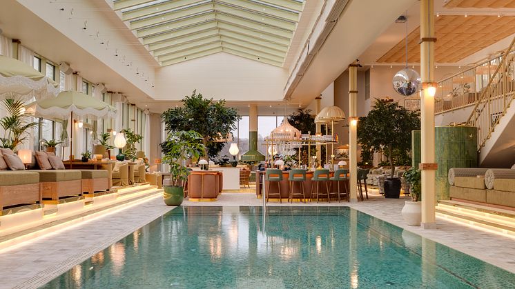1750 m2 Pool Club