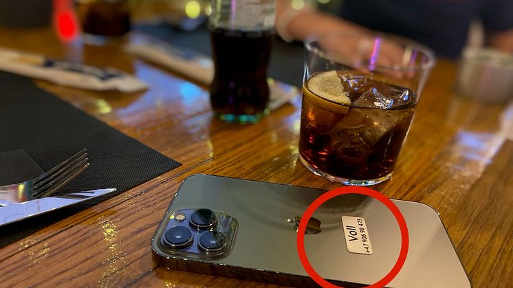 Glemt mobilen på restauranten _ Foto Gjensidige.jpg