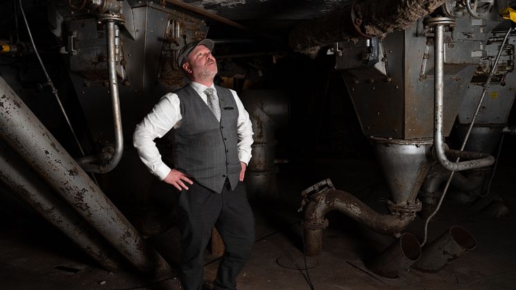 Sonny-Steam-Hotel-inspekterar-panna12.jpg