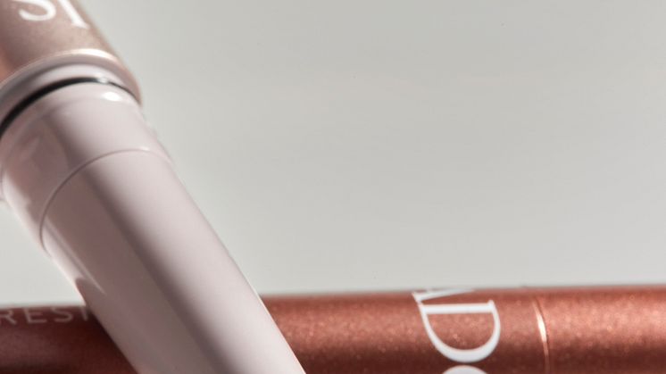 EyeshadowStick_LS68_dark.jpg
