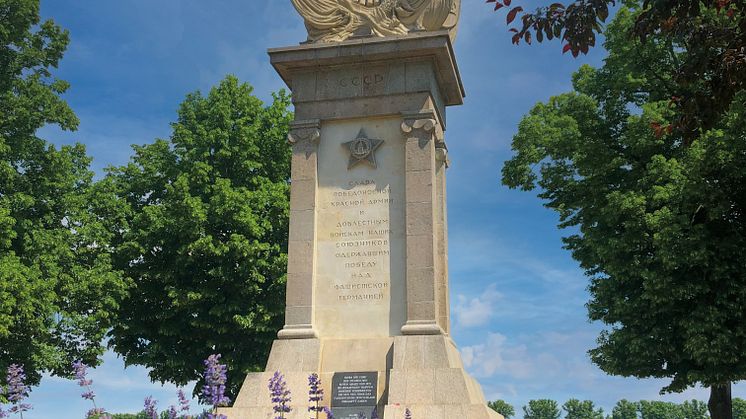 Torgau - Elbe Day: Denkmal der Begegnung