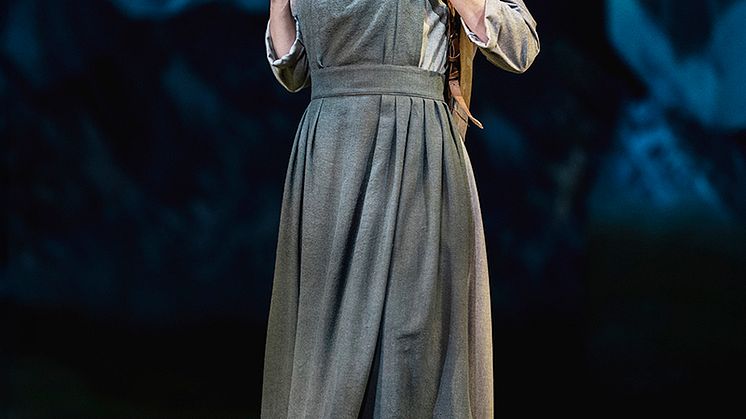 The-Sound-of-Music_Maria_i_bjergene_Fotograf_Camilla_Winther web.jpg