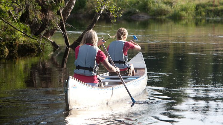 Paddling i Veman vid Vålkojan