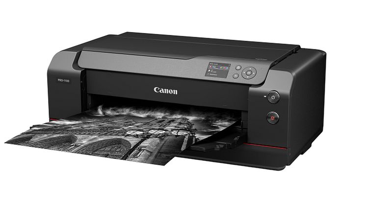 Canon imagePROGRAF PRO-1100 paper black FSL.jpg