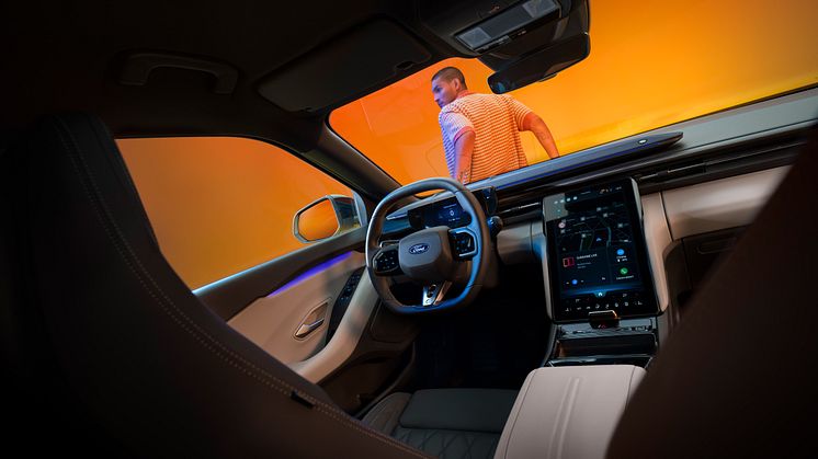 2024 Ford Elektrisk Capri (8).jpg
