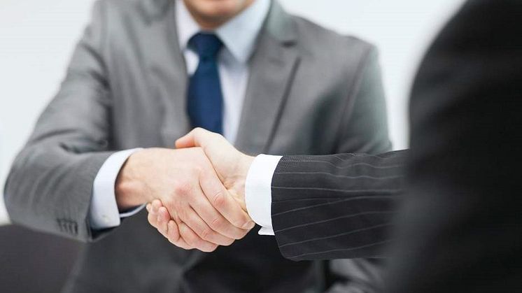 Grupos de presión muy caros: Peticiones a políticos influyentes