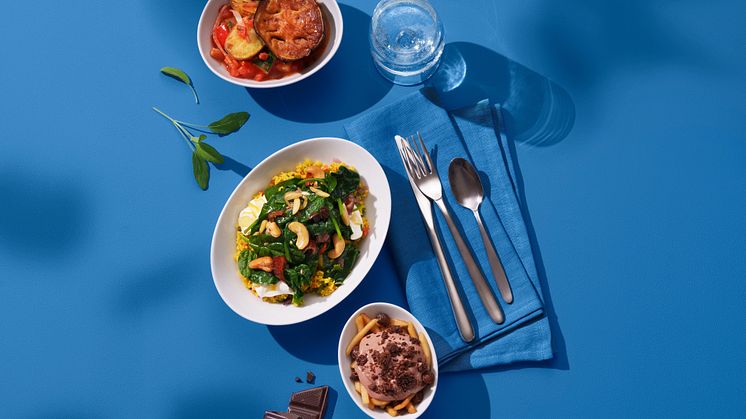 Discover Airlines x Lukas_Jakobi_Couscous_Aubergine_Bratapfel