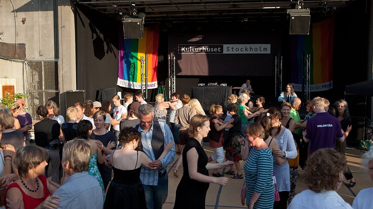 Queerdanssuccén tillbaka på Kulturhustaket