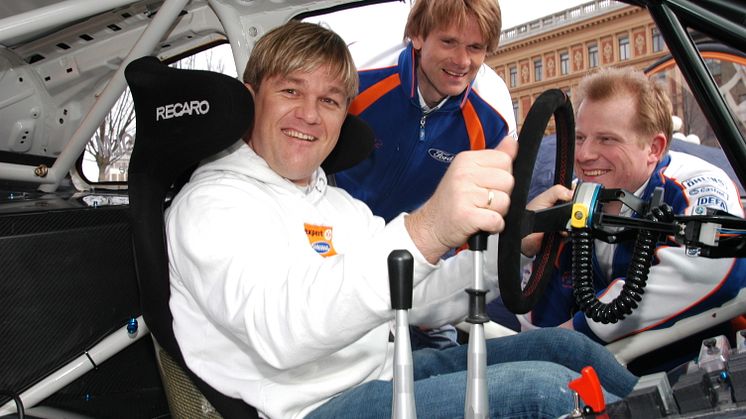 GRÖNHOLM OCH SOLBERG BILDAR TILLSAMMANS MED ANDREAS ERIKSSON DRÖMTEAM I RALLYCROSS-EM 2008!