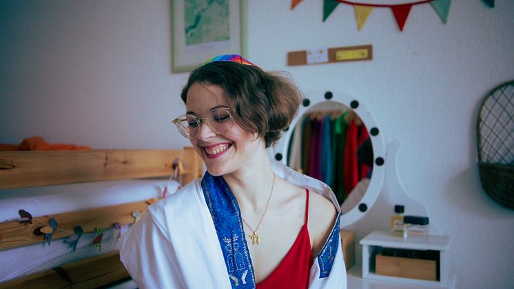 Foto_2_Copyright_Tanya_Raab.jpg