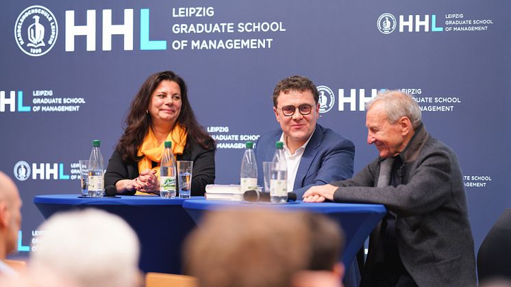 Diskutieren über Führung in Krisenzeiten (v.l.n.r.): Tamara Dietl, Timo Meynhardt und Herbert Henzler