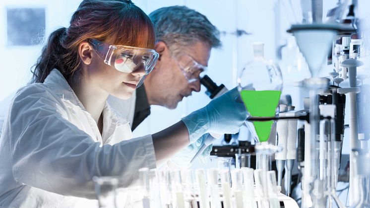 AdobeStock_152205824_scientific-book2024.jpg