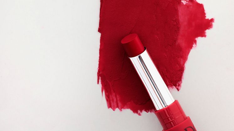 MatteLipstick_22PowerRed_LS57.jpg