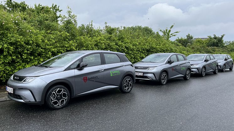BYD i Danmark vinder et stort udbud, der sender 100 BYD DOLPHINs til Syddjurs.