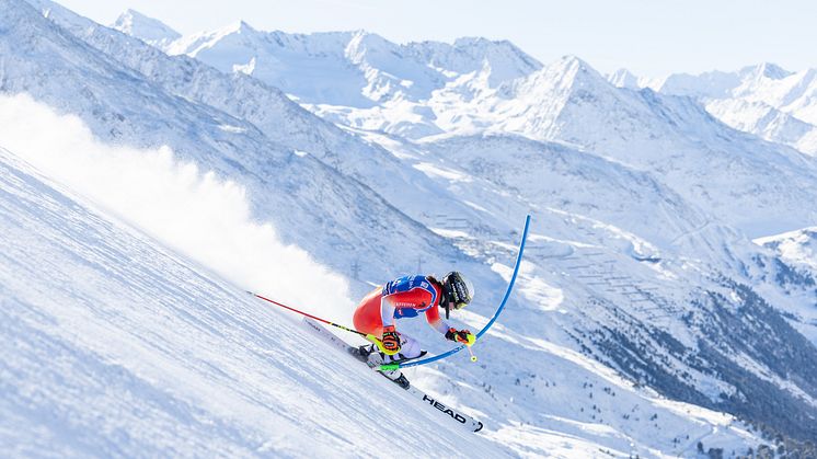Holdener_action_Gurgl_SL_2024.JPG