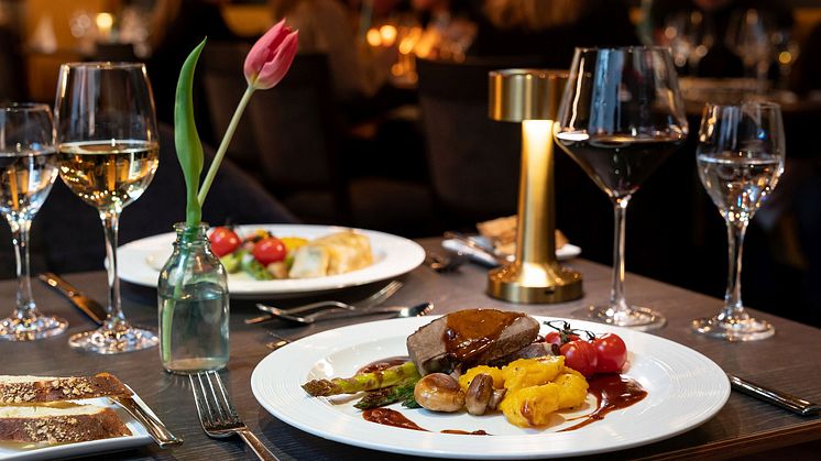 Restaurant JOSEPHINE im Krystallpalast Varieté