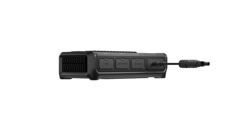 DJI Power 1.8kW Solar_Car Super Fast Charger_left 35 degrees.png