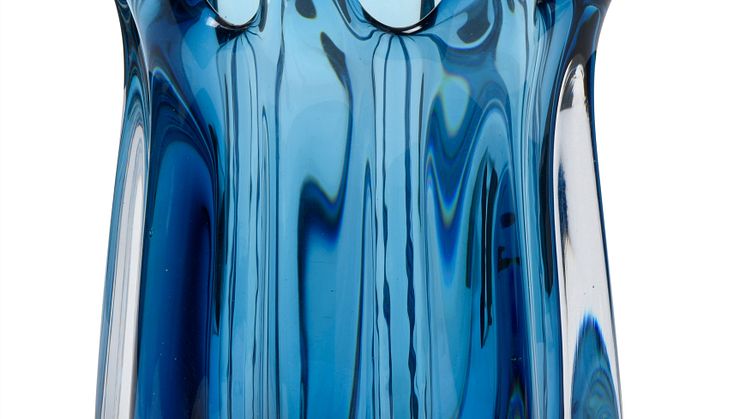 NYHET! Vase Saga 21 cm Blue Glass 19,90 EUR.jpg