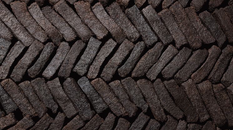 Laphroaig_PeatBricks.jpg