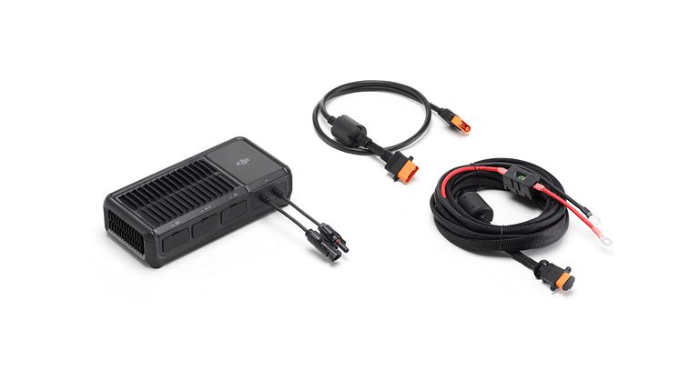 DJI Power 1.8kW Super Fast Car Charging Combo_Family Photo.jpg
