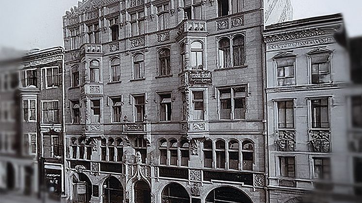 1900_Berlin-ZurichHaus_Mohrenstr.jpg