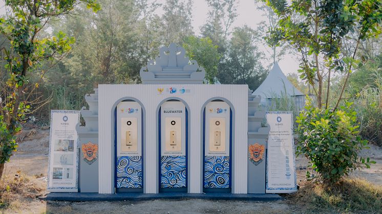 Bali refill stations line up.jpg