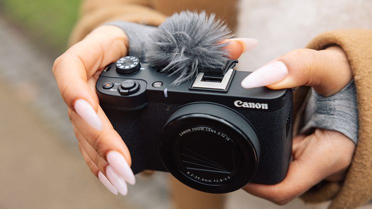 Canon PowerShot V1_Lifestyle_10_Windjammer.jpg