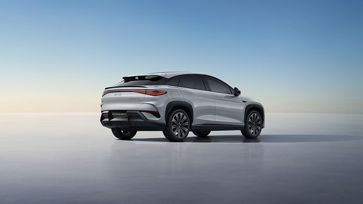 06、SEALION 7_LHD_Exterior_Right Rear 65°_download.jpg